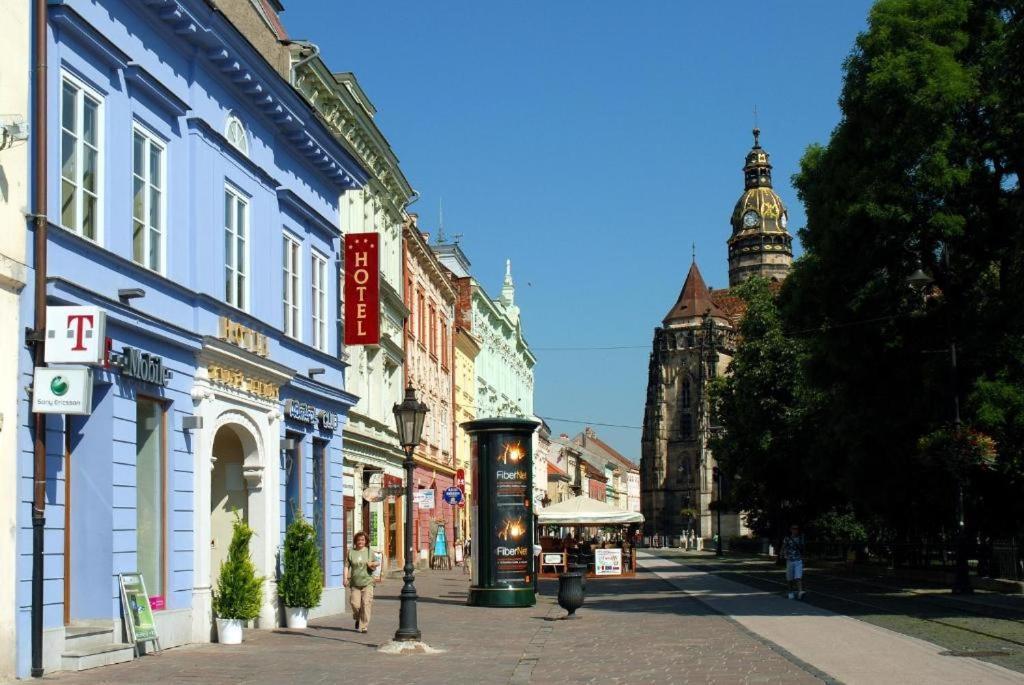 Ar Golden House Hotel Košice Exterior foto